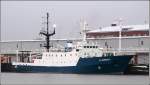 Die 1967 gebaute A.V.HUMBOLDT liegt am 19.12.2007 in Cuxhaven. Das Schiff war bis 2004 als Forschungsschiff der DDR bzw. des Landes Mecklenburg-Vorpommern im Einsatz. Seit 2005 hatte es mehrere Eigner und zwischenzeitlich auch einen anderen Namen. Jetzt soll das 64 m lange und 10,5 m breite Schiff zu einer Megayacht umgebaut werden.