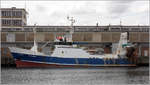 Die 1983 gebaute NC 120 SUSANNE liegt am 08.07.2019 im Neuen Fischreihafen ihres Heimathafens Cuxhaven. Sie ist 40,09 m lang, 9,61 m breit und hat eine GT/BRZ von 492. Ihr Fanggeschirr sind in erster Linie Grundscherschleppnetze. 08.07.2019