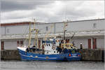 Die 1990 gebaute SAS 110 WESTBANK (IMO 8860858) liegt im Neuen Fischereihafen von Cuxhaven. Sie ist 21,65 m lang und hat eine GT/BRZ von 107. Ihr Fanggeschirr sind in erster Linie Grundscherschleppnetze. Heimathafen ist Sassnitz. 08.07.2017 