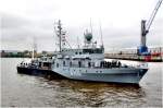 Das Minenjagdboot  Herten  - M1099 am 9.05.2010 auf dem Hafenfest in Hamburg.