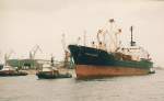1992 i Hamburg, die ANNA ULYANOVA. 1970 auf der Warnow Werft fr Russland gebaut. Typ 17B, 151m lang, 9600 Ps, 17,7 kn schnell u 13.150 tdw. Eins von 14 Schiffen dieses Typs. 4 davon sind auf diesen Seiten abgebildet.
