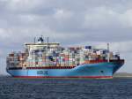  Georg Maersk  Kurs Hamburg 19.03.2012
overall length (m): 367,3 
overall beam (m): 42,8 
maximum draught (m): 15 
maximum TEU capacity: 10150 
deadweight (ton): 115.700 