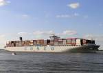  COSCO HARMONY  Kurs Hamburg 27.05.2012 
overall length (m): 366 
overall beam (m): 48,2 
maximum draught (m): 15,5 
maximum TEU capacity: 13100 
IMO number: 9472177 