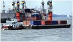 Schubverband vor Dock 10 im Hamburger Hafen. 19.07.2007