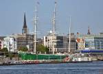 3-Master  Rickmer Rickmers  (Museumsschiff) bei den Elbbrcken im Hamburger Hafen - 12.07.2013