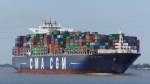 CMA CGM Musca.Kurs Hamburg 06.08.2015  overall length (m): 346,5   overall beam (m): 45,6   maximum draught (m): 15,5   maximum TEU capacity: 10960   