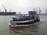 HAFENCITY (1) (ENI 051 16730) am 13.11.2016, Hamburg, Elbe Anleger Dockland anlaufend  /    Einmann-Fährschiff Typ 2000 / HADAG / Lüa 29,97 m, B 8,06 m, Tg 1,5 m / 2 Diesel, Volvo-Penta