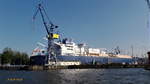 CHRISTOPHE DE MARGERIE (IMO 9737187) am 11.5.2017, Hamburg, Elbe, im Blohm+Voss Trockendock Elbe 17, zu Garantiearbeiten im Maschinenraum, an den Inneneinrichtungen und Arbeiten am Schiffsrumpf /   