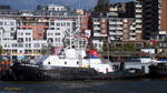 VB BREMEN (IMO 9211212) am 29.10.2017, Hamburg, Elbe, Schlepperponton St. Pauli / Ex-Name: TURM (7) (2003 bis 2017) /
Schlepper / BRZ 452 / Lüa 32,5 m, B 11 m, Tg 5,85 m / 2 Diesel, ABC 8M.DZC.1000-A, ges. 3744 kW (5088 PS), 2 VSP, 14 kn, Pfahlzug 60 t / gebaut 2001 bei Astilleros Armon, Navia, Spanien für Ocean Srl., Madeira / Eigner: Lütgens & Reimers, Hamburg, (ein Unternehmen der Boluda Corporación Marítima) / Heimathafen: Bremen, Flagge: Deutschland /
