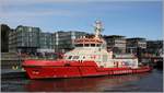 Die BRANDDIREKTOR WESTPHAL (ENI 04812840) liegt am Schwimmanleger in Hamburg-Neumühlen. Die Länge wird inzwischen mit 44,12 m und die Breite mit 10,14 m angegeben. Drei der Wasserkanonen verfügen über eine Reichweite von 180 m und eine Wurfhöhe von 110 m. 07.10.2019