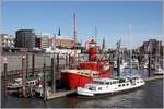 Das britische Feuerschiff LIGHTVESSEL No 13 war von 1953 bis 1989 für Trinity House in der Humber-Mündung im Einsatz. Seit 1993 liegt es als Gastroschiff im Hamburger Hafen. Es ist 41,70 m lang und 7,60 m breit. Die Höhe des Feuers beträgt 14 m. 