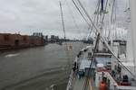 auf der Elbe am 14.7.2019: zurück von großer Fahrt, einlaufend in Hamburg mit dem Blick auf Altona, St.