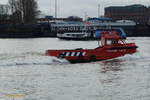 MOORING TUG III (H 7017) am 28.1.2021, Hamburg, Elbe vor den Landungsbrücken /    Festmacherboot / Lüa 11,28 m, B 4,2 m, Tg  m / 1 Diesel, 210 kW (285 PS), 9 kn, Pfahlzug 3 t / gebaut 1986