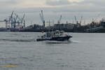 WS 25 am 28.1.2021, Hamburg, Elbe vor den Landungsbrücken  / 
Leichtes Hafenstreifenboot der WSP Hamburg / Lüa 17,75 m, B 4,9 m, Tg 1,4 m / 1 MAN-Diesel 346 kW, 470 PS, 12 kn /gebaut 2003 bei Barthel Werft, Derben, Sachsen Anhalt /
