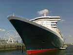 Das Kreuzfahrtschiff Queen Mary2 am 19.07.14 zu Gast in Hamburg