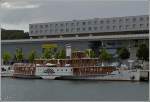 In Kiel liegt der Raddampfer  FREYA  am 16.09.2013 im Hafen vor Anker.