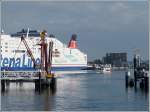 Die geffnete  Hrnbrcke  aus der sicht eines Schiffsfhrersauf der Schiffsbrcke, wenn er sich mit dem Schiff der Brcke nhert. 18.09.2013