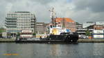 KIEL (IMO 9405693) am 24.6.2013, Kieler Hafen /
Hafen- und Seeschlepper / BRZ 473 / Lüa 32,04 m, B 11,65 m, Tg 5,4 m / 2 Diesel, Anglo-Belgian, ges. 4.200 kW (5.712PS), 2 Schottel,  13kn, Pfahlzug 60 t  / gebaut 2008 bei  Lindenau, Kiel / Eigner: Schlepp- und Fährgesellschaft Kiel (FSK), Flagge, D, Heimathafen: Kiel /
