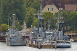 Schiffe der Bundesmarine - darunter M 1065 - am 21.08.2020 an der Weddingenbrücke in Kiel