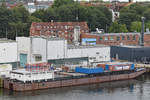 Theater-Frachter LORE LAY am 21.08.2020 im Hafen von Kiel. Der ehemalige  Leichter  ist rund 76 Meter lang.