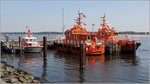 Das Seenotrettungsboot HANS INGWERSEN und die beiden Lotsenversetzer SCHILKSEE und HOLTENAU liegen am 05.06.2016 in Travemünde.