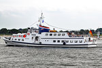 Fahrgastschiff FEODORA II (IMO 7229186) ex SVEN JOHANNSEN ex FRIEDRICHSORT am 11.09.2016 vor Lübeck-Travemünde. Es wurde 1972 gebaut, ist 37,44 Meter lang und befördert bis zu 214 Passagiere. Das Freideck hat 65 Außenplätze.