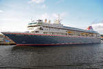 MS Braemar am frühen Abend des 29.07.2017 im Hafen von Lübeck-Travemünde