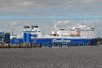 NORDLINK (IMO 9336256) am 13.08.2017 am Skandinavienkai in Lübeck-Travemünde. Technische Daten: Typ:Ro-Ro / pax Eisklasse:1A Super, Geschwindigkeit: 22 Knoten, Baujahr:2007 Bauwerft:Ancona,Passagiere: 554, Breite: 30.5 Meter, Länge:218, 8 Meter, Tiefgang: 7,10 Meter