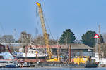 Arbeitsponton  OSTSEEDIENST 14  am 07.03.2020 im Hafen von Lübeck-Travemünde