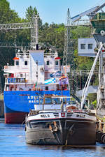 Gütermotorschiff (GMS) WELS (ENI 02313771) am 15.06.2020 im Hafen von Lübeck, Lehmannkai 3