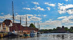 Segelschiffe im Hansahafen von Lübeck. 21.06.2020. Blick in Richtung Drehbrücke