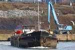 Gütermotorschiff (GMS) LABE-18 (ENI 084551023) am 26.01.2021 den Lehmannkai 3 in Lübeck verlassend