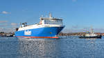 FINNSKY (IMO 9468906) am 27.02.2021 den Skandinavienkai in Lübeck-Travemünde verlassend. Aufgrund Störung/Defekt bei einer Hauptmaschine und eines Bugstrahlruders wurden die Schlepper SATURNUS und ARGUS zur Unterstützung des Ablegemanövers herangezogen.