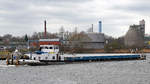 Gütermotorschiff (GMS) LENE-L  ( ENI 04030930) am 07.03.2021 auf der Trave unweit Nordlandkai Lübeck auf dem Weg zum ATR-Silo im Vorwerker Hafen.
Ex-Namen: Werdau, Axel, Ursa Major, Aby/Lou
gemeldet in: Prerow,
Länge: 67,00 m,
Breite: 8,19 m,
Tiefgang: 2,35 m,
Tonnage: 919 t,
Maschinenleistung: 420 PS,
Maschine: 8 NVD 36 A,
Baujahr: 1961,
Bauwerft: VEB Rosslauer Schiffswerft.
Bau-Nr: 2878