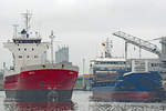 RIX UNION (IMO 9256559) am 23.03.2021 im Hafen von Lübeck bei  Brüggen  (Löschung von Hafer) liegend. Links im Bild ist das General Cargo-Schiff MERITA (IMO 8422034) zu sehen. 