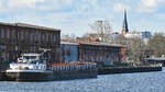 Gütermotorschiff (GMS) ATLANTIS (ENI 04002240) am 02.04.2022 in Lübeck.