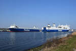 Die Fährschiffe FINNSUN (IMO: 9468918) und FINNFELLOW (IMO: 9145164) sind hier Ende März 2022 im Hafen von Travemünde zu shen