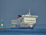 Das Fährschiff STENA FLAVIA (IMO: 9417919) ist hier Ende März 2022 bei der Ankunft in Travemünde zu sehen.