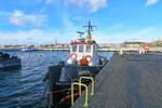 Schlepper ANTON am 01.01.2023 im Hafen von Lübeck-Travemünde