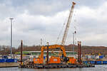 Ponton MP 36 (zurzeit genutzt von ZÜBLIN) am 13.01.2023 beim Skandinavienkai in Lübeck-Travemünde