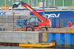 Arbeitsboot LINDE am 05.03.2023 beim Skandinavienkai in Lübeck-Travemünde