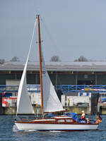 Anfang Mai 2023 war das Segelboot WIND HUND in Travemünde unterwegs.