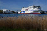 Die Fährschiffe NILS HOLGERSSON (IMO: 9865685) und STENA FLAVIA (IMO: 9417919) haben am Scandinavienkai angelegt. (Travemünde, Mai 2023)