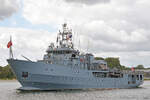 ORP Kontradmiral Xawery Czernicki 511 am 09.08.2023 in Lübeck-Travemünde. Dass Seefahrzeug ist ein Kommandoschiff der polnischen Marine für Minenabwehrkräfte. Hier der Standing NATO Mine Countermeasures Group 1, abgekürzt SNMCMG 1