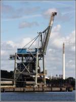 Die Rhenus Midgard Forest Logistics verfgt in Nordenham-Blexen ber einen Schiffsentlader mit Transportband. 15.07.2012