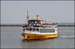 Die  Selene  kehrt am 03.07.13 von einer Hafenrundfahrt durch den Seehafen Rostock zurck zu ihrem Anleger im  Alten Strom  in Warnemnde.