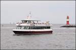 Fahrgastschiff  Min Herzing  bei einer Hafenrundfahrt am 03.07.13 in Warnemnde.