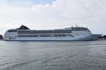 MSC OPERA , Kreuzfahrtschiff , IMO 9250464 , Baujahr 2004 , 275 x 28,8m , 2680 Passagiere , 28.08.2016 Rostock-Warnemünde