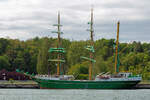 ALEXANDER von HUMBOLDT II der DSST (Deutsche Stiftung Sail Training) im Sassnitzer Hafen.