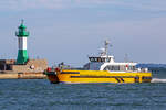 WINDCAT 34 einlaufend in den  Sassnitzer Hafen. - 07.09.2022 